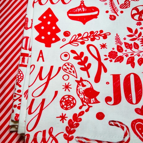 2 Christmas Red Holiday Images Kitchen Tea Towels Reindeer Believe Merry Joy - Picture 11 of 16